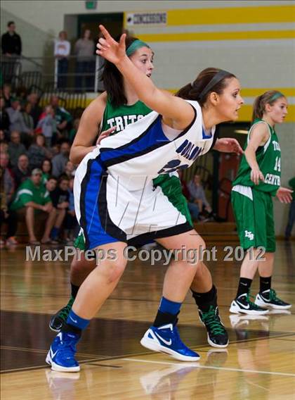 Thumbnail 3 in Centerville vs. Triton Central photogallery.