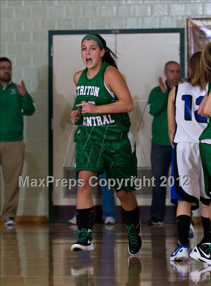 Thumbnail 3 in Centerville vs. Triton Central photogallery.