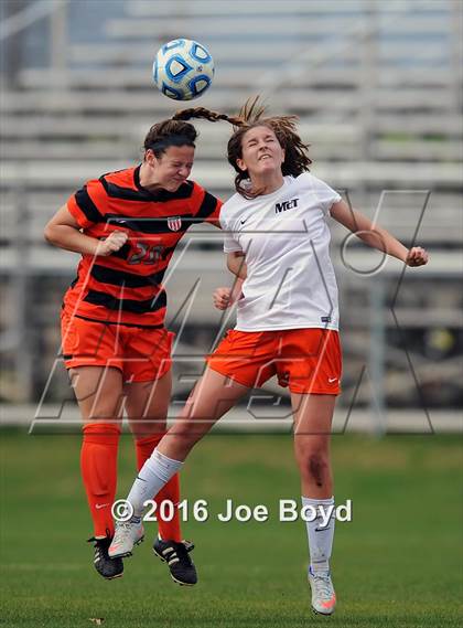 Thumbnail 3 in Hoover vs. McGill-Toolen (Southern Invitational Shootout 2016) photogallery.
