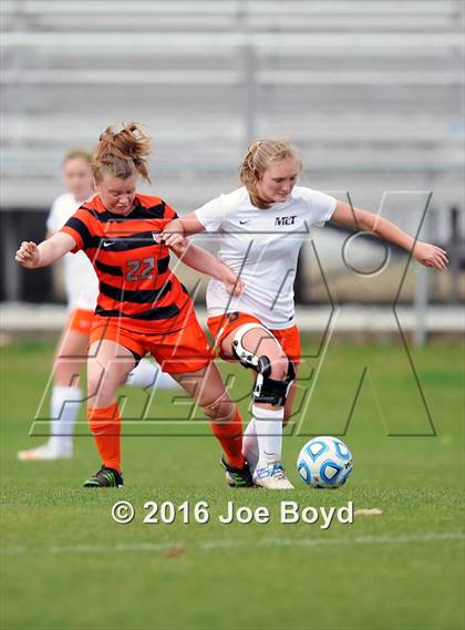 Thumbnail 2 in Hoover vs. McGill-Toolen (Southern Invitational Shootout 2016) photogallery.