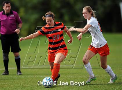 Thumbnail 2 in Hoover vs. McGill-Toolen (Southern Invitational Shootout 2016) photogallery.