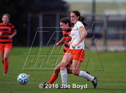 Thumbnail 1 in Hoover vs. McGill-Toolen (Southern Invitational Shootout 2016) photogallery.
