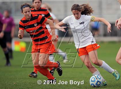 Thumbnail 3 in Hoover vs. McGill-Toolen (Southern Invitational Shootout 2016) photogallery.