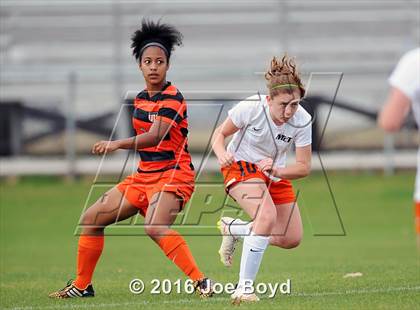 Thumbnail 3 in Hoover vs. McGill-Toolen (Southern Invitational Shootout 2016) photogallery.