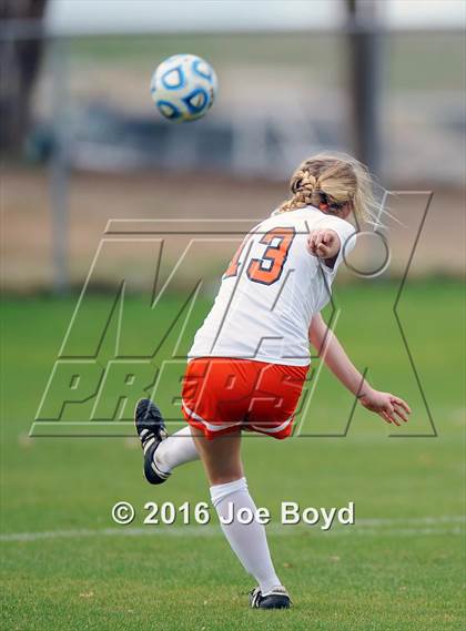 Thumbnail 3 in Hoover vs. McGill-Toolen (Southern Invitational Shootout 2016) photogallery.