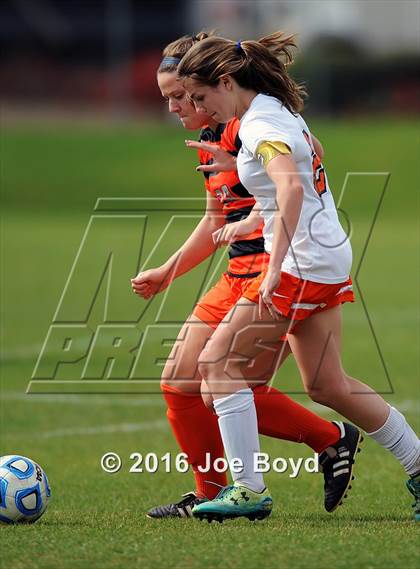 Thumbnail 3 in Hoover vs. McGill-Toolen (Southern Invitational Shootout 2016) photogallery.