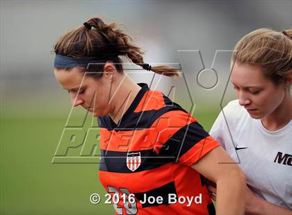 Thumbnail 3 in Hoover vs. McGill-Toolen (Southern Invitational Shootout 2016) photogallery.