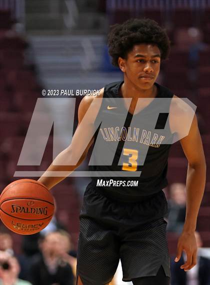 Thumbnail 2 in Lincoln Park Performing Arts vs. Neumann-Goretti (PIAA 4A Championship) photogallery.