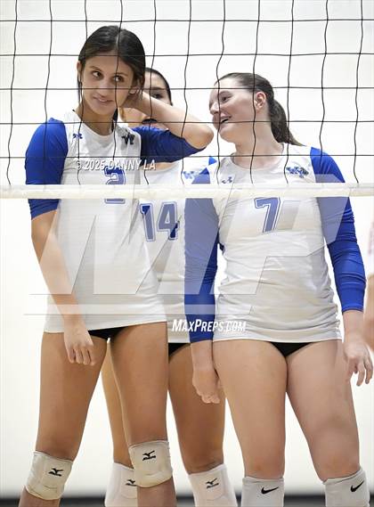 Thumbnail 3 in McLean @ West Potomac photogallery.