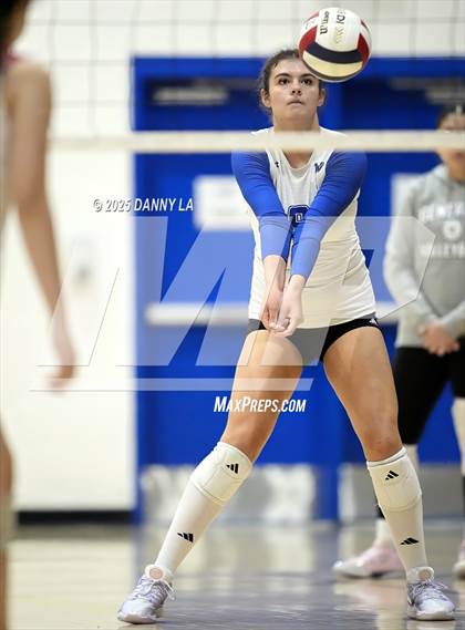 Thumbnail 2 in McLean @ West Potomac photogallery.
