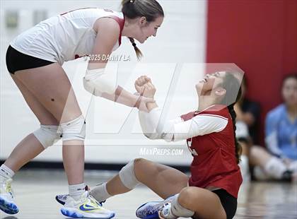 Thumbnail 3 in McLean @ West Potomac photogallery.