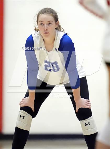 Thumbnail 1 in McLean @ West Potomac photogallery.