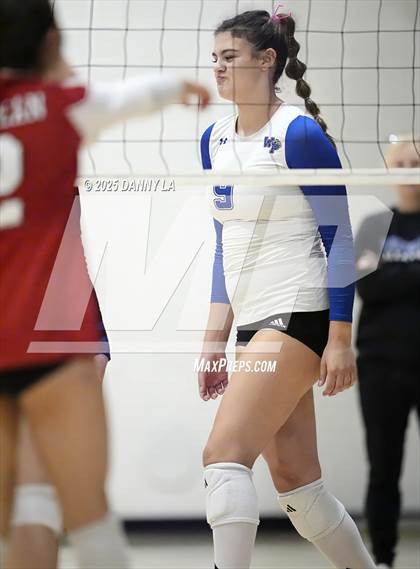 Thumbnail 3 in McLean @ West Potomac photogallery.