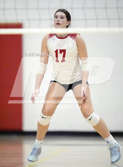Thumbnail 1 in McLean @ West Potomac photogallery.