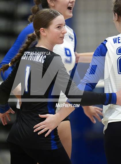 Thumbnail 2 in McLean @ West Potomac photogallery.