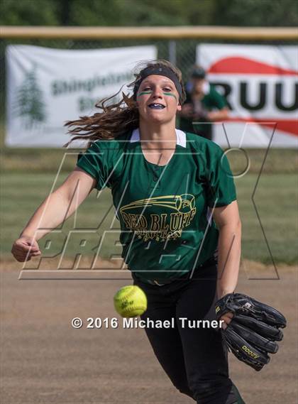 Thumbnail 1 in Red Bluff @ Foothill photogallery.