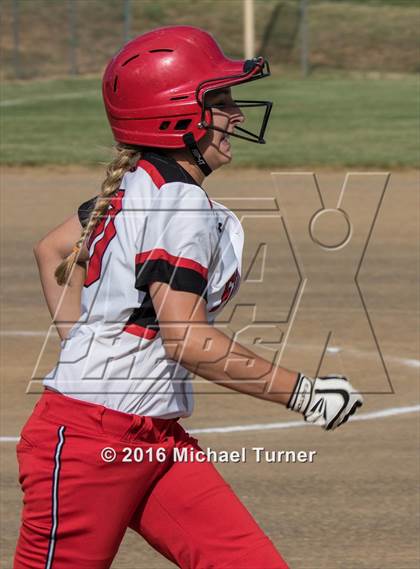 Thumbnail 3 in Red Bluff @ Foothill photogallery.