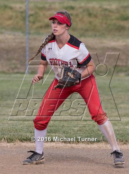 Thumbnail 2 in Red Bluff @ Foothill photogallery.