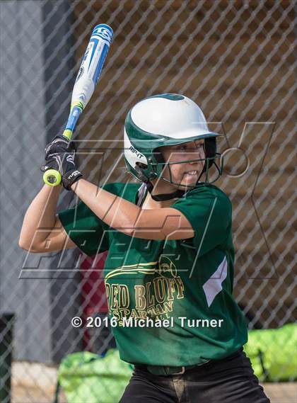 Thumbnail 2 in Red Bluff @ Foothill photogallery.