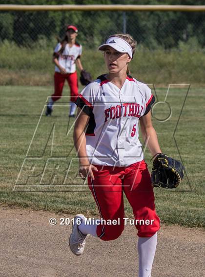 Thumbnail 1 in Red Bluff @ Foothill photogallery.