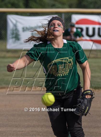 Thumbnail 2 in Red Bluff @ Foothill photogallery.