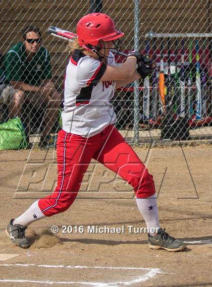 Thumbnail 1 in Red Bluff @ Foothill photogallery.