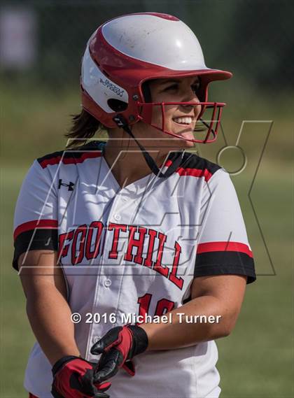 Thumbnail 3 in Red Bluff @ Foothill photogallery.