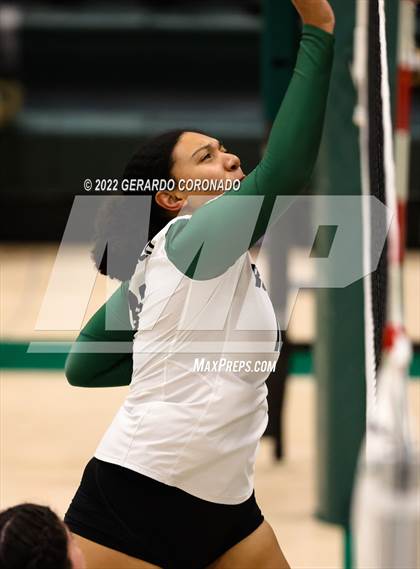 Thumbnail 2 in Central Catholic @ Manteca photogallery.