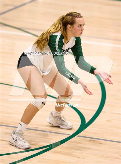 Thumbnail 2 in Central Catholic @ Manteca photogallery.