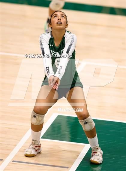 Thumbnail 1 in Central Catholic @ Manteca photogallery.