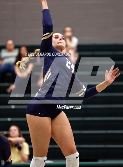 Thumbnail 2 in Central Catholic @ Manteca photogallery.