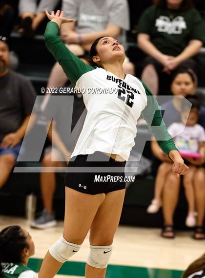 Thumbnail 3 in Central Catholic @ Manteca photogallery.