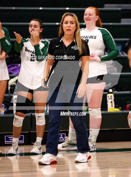 Thumbnail 3 in Central Catholic @ Manteca photogallery.