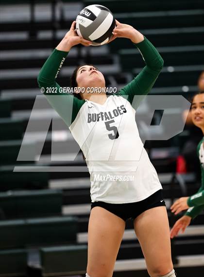 Thumbnail 1 in Central Catholic @ Manteca photogallery.