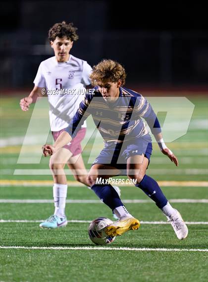 Thumbnail 3 in Golden Valley vs. Elk Grove (CIF SJS Division 2 Semifinal) photogallery.