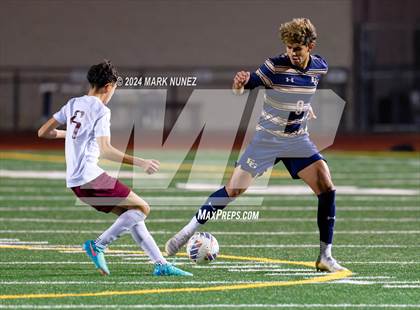 Thumbnail 3 in Golden Valley vs. Elk Grove (CIF SJS Division 2 Semifinal) photogallery.