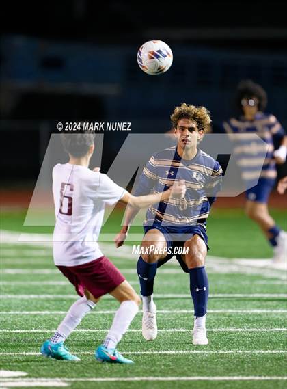 Thumbnail 1 in Golden Valley vs. Elk Grove (CIF SJS Division 2 Semifinal) photogallery.