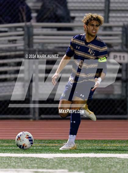 Thumbnail 1 in Golden Valley vs. Elk Grove (CIF SJS Division 2 Semifinal) photogallery.