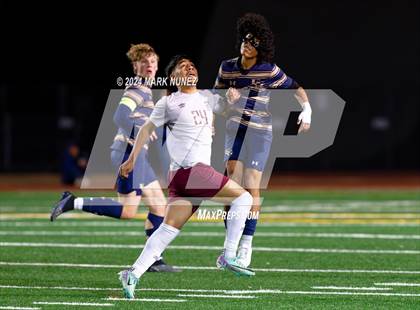 Thumbnail 2 in Golden Valley vs. Elk Grove (CIF SJS Division 2 Semifinal) photogallery.