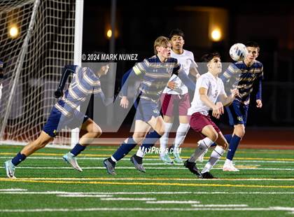 Thumbnail 3 in Golden Valley vs. Elk Grove (CIF SJS Division 2 Semifinal) photogallery.