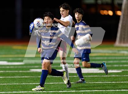 Thumbnail 3 in Golden Valley vs. Elk Grove (CIF SJS Division 2 Semifinal) photogallery.