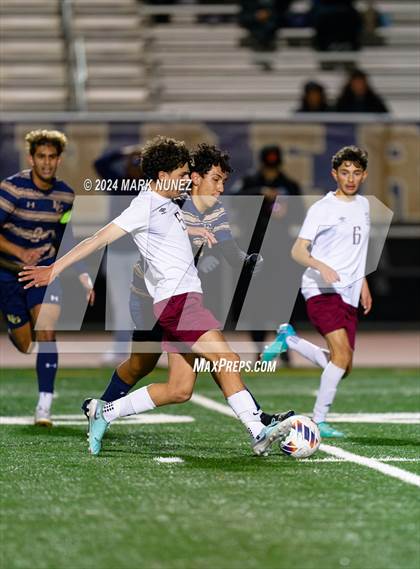 Thumbnail 1 in Golden Valley vs. Elk Grove (CIF SJS Division 2 Semifinal) photogallery.