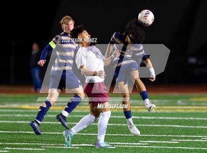 Thumbnail 3 in Golden Valley vs. Elk Grove (CIF SJS Division 2 Semifinal) photogallery.