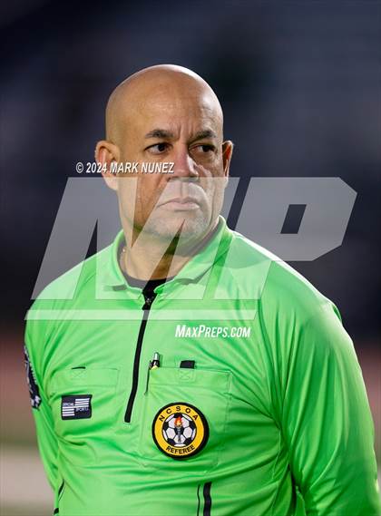 Thumbnail 2 in Golden Valley vs. Elk Grove (CIF SJS Division 2 Semifinal) photogallery.