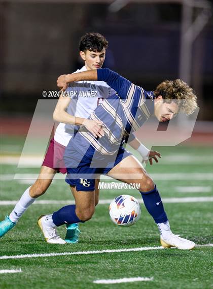 Thumbnail 3 in Golden Valley vs. Elk Grove (CIF SJS Division 2 Semifinal) photogallery.