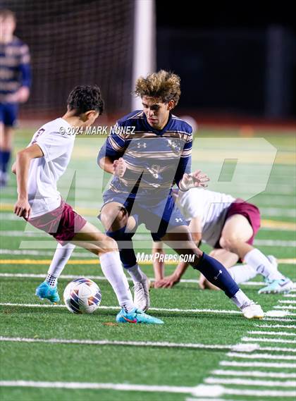 Thumbnail 2 in Golden Valley vs. Elk Grove (CIF SJS Division 2 Semifinal) photogallery.
