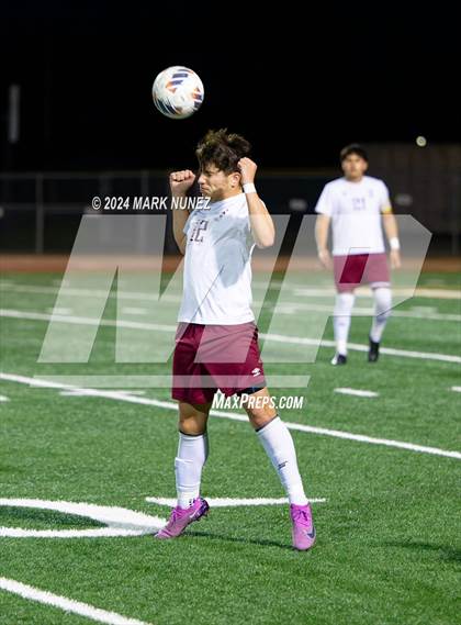 Thumbnail 2 in Golden Valley vs. Elk Grove (CIF SJS Division 2 Semifinal) photogallery.