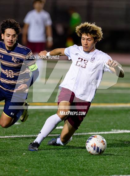 Thumbnail 1 in Golden Valley vs. Elk Grove (CIF SJS Division 2 Semifinal) photogallery.
