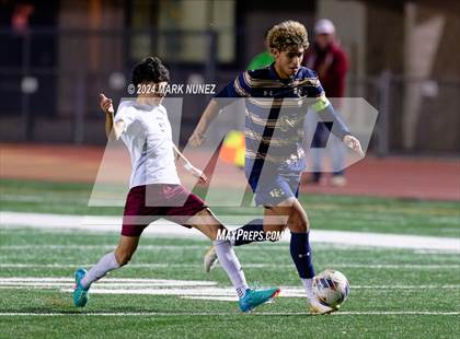 Thumbnail 3 in Golden Valley vs. Elk Grove (CIF SJS Division 2 Semifinal) photogallery.