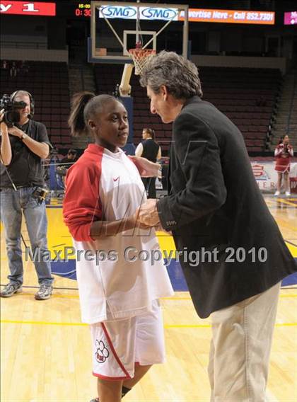 Thumbnail 3 in St. Mary's vs. Harvard-Westlake (CIF State D4 Award Photos) photogallery.